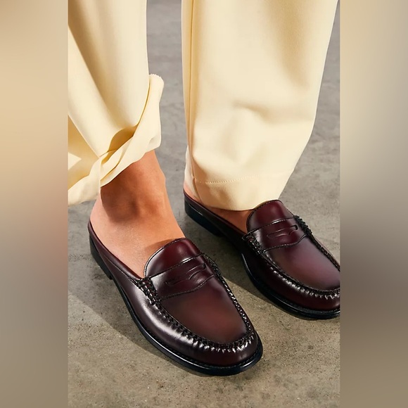 G.H. Bass & Co. Wynn Burgundy Loafers - Picture 2 of 10